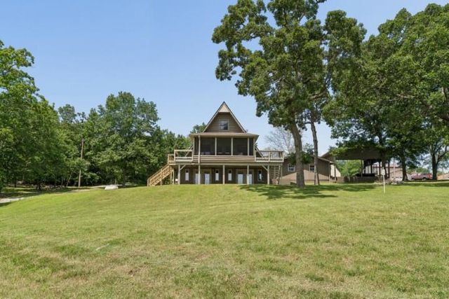 1304 Breezy Point Lane, Kimberling City, MO 65686
