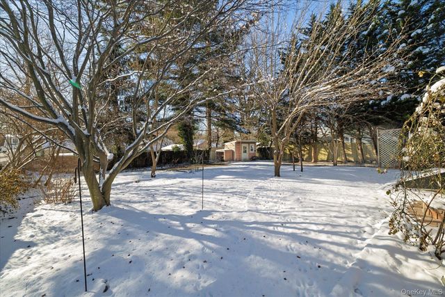 5 Prospect Street, Glen Head, NY 11545