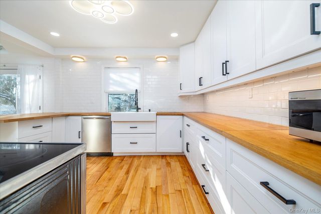 5 Prospect Street, Glen Head, NY 11545