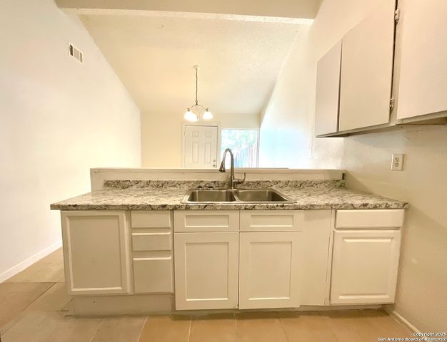 7237 Glen Bay, San Antonio, TX 78239