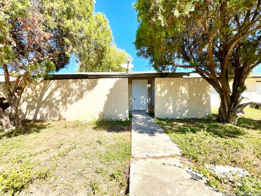 7237 Glen Bay, San Antonio, TX 78239