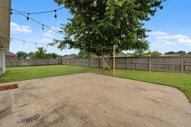 203 Blair Circle, Pea Ridge, AR 72751