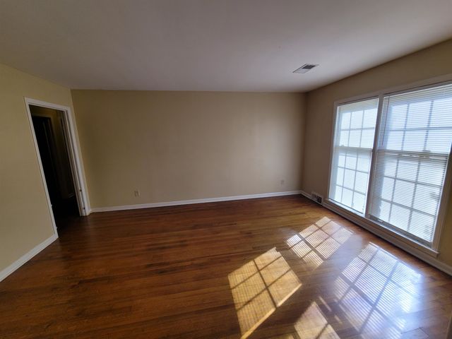 3102 SCOTLAND RD, Memphis, TN 38128