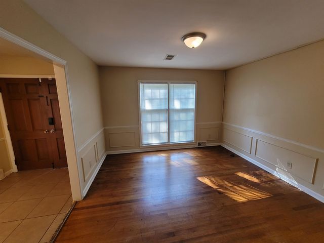 3102 SCOTLAND RD, Memphis, TN 38128