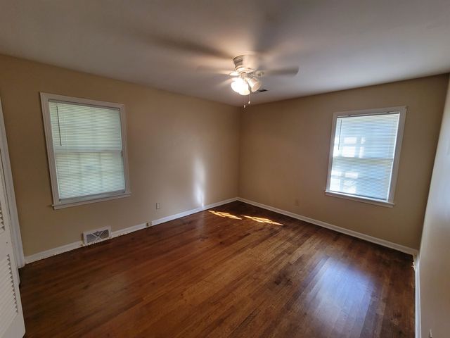 3102 SCOTLAND RD, Memphis, TN 38128