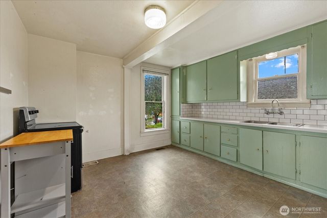 4619 S Lucile Street, Seattle, WA 98118