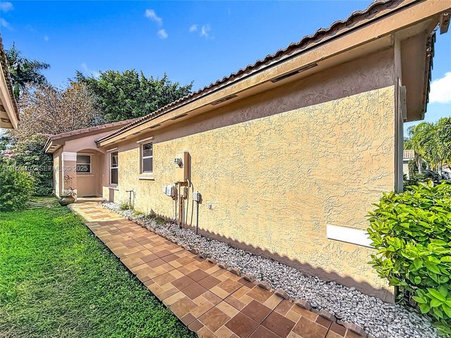 17738 SW 20th St, Miramar, FL 33029