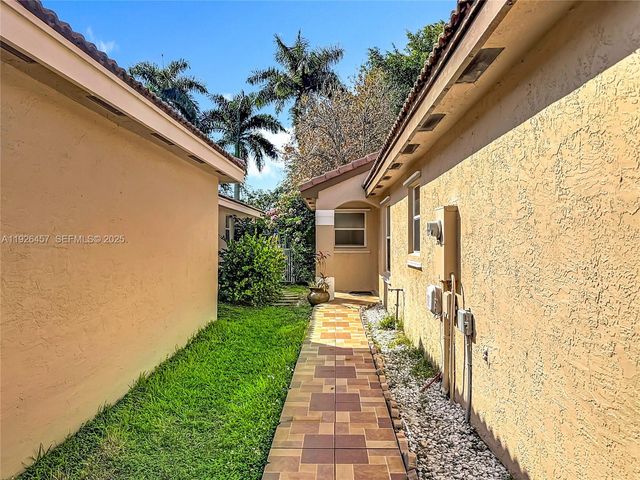 17738 SW 20th St, Miramar, FL 33029