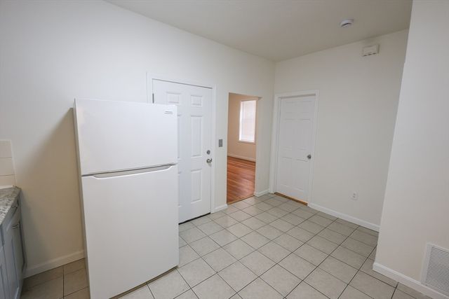 127 Intervale Street 3, Boston, MA 02121