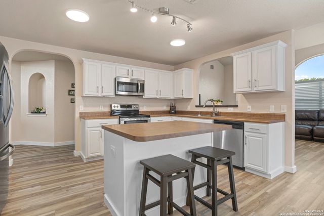 2488 Divine Way, New Braunfels, TX 78130