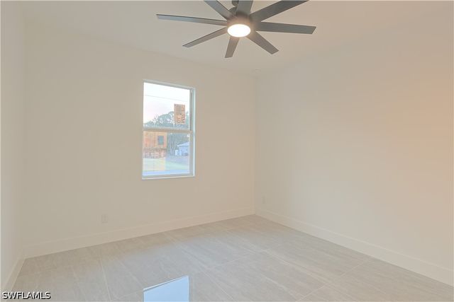 1011 Eighth AVE, Lehigh Acres, FL 33972