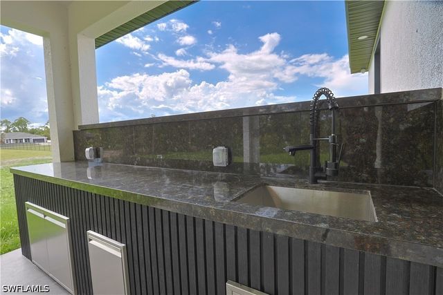 1011 Eighth AVE, Lehigh Acres, FL 33972