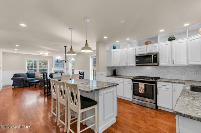 48 Allen Street, Rumson, NJ 07760
