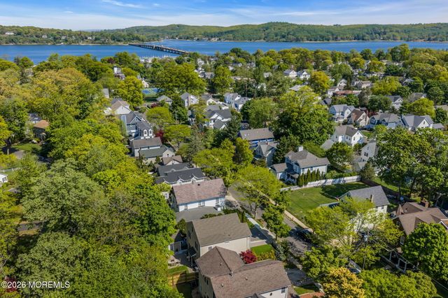 48 Allen Street, Rumson, NJ 07760