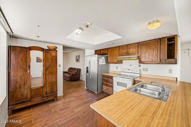 3316 E FLORIAN Avenue, Mesa, AZ 85204