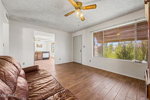 3316 E FLORIAN Avenue, Mesa, AZ 85204