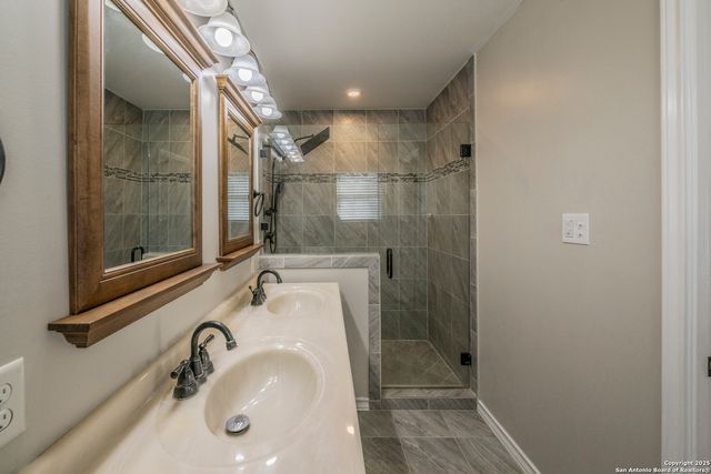 439 Northtrail, San Antonio, TX 78216