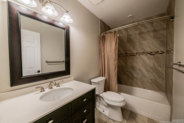 439 Northtrail, San Antonio, TX 78216