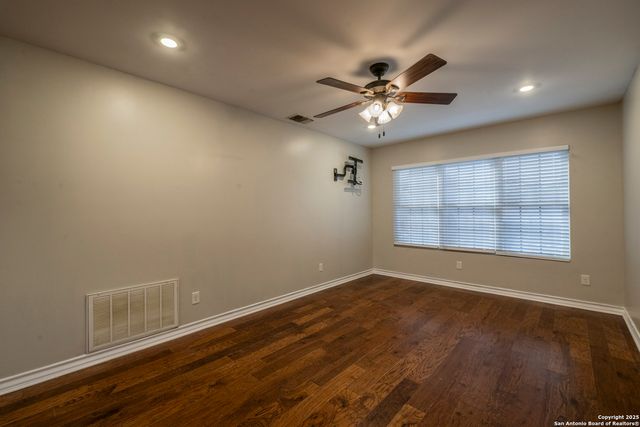 439 Northtrail, San Antonio, TX 78216