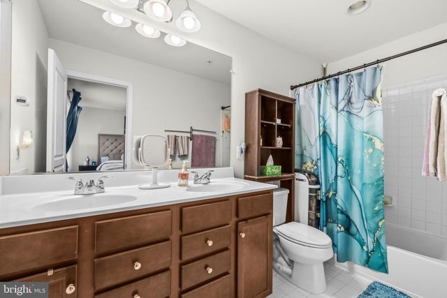 23222 MOUNTAIN LAUREL LN, California, MD 20619