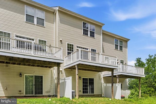 23222 MOUNTAIN LAUREL LN, California, MD 20619