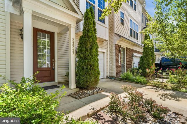 23222 MOUNTAIN LAUREL LN, California, MD 20619
