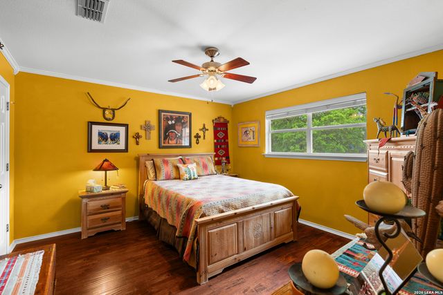 128 RIDGE GROVE RD, Kerrville, TX 78028
