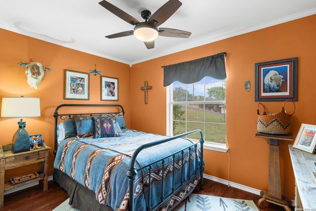 128 RIDGE GROVE RD, Kerrville, TX 78028
