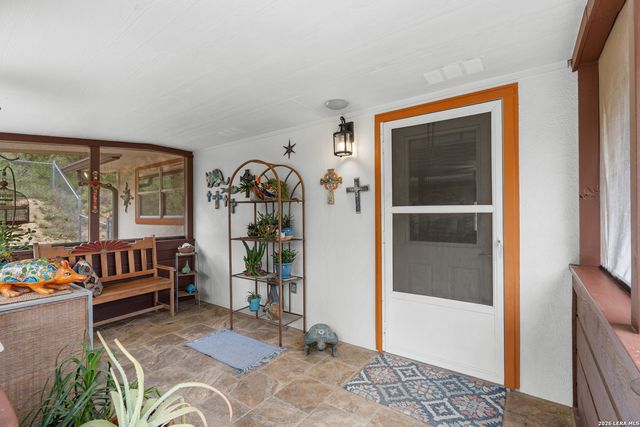 128 RIDGE GROVE RD, Kerrville, TX 78028