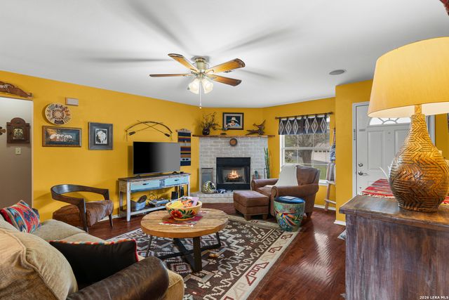128 RIDGE GROVE RD, Kerrville, TX 78028