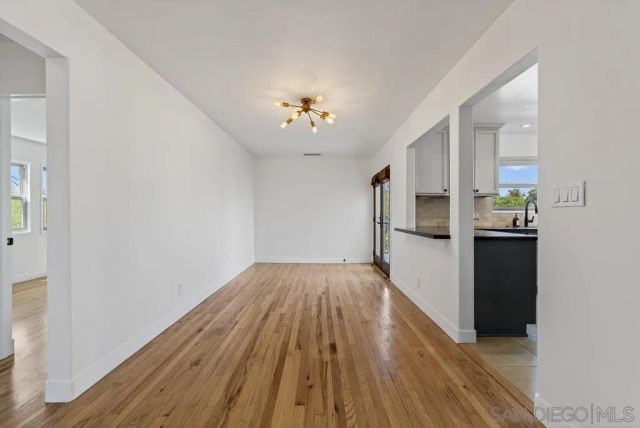 5438 Gilbert Dr A, San Diego, CA 92128