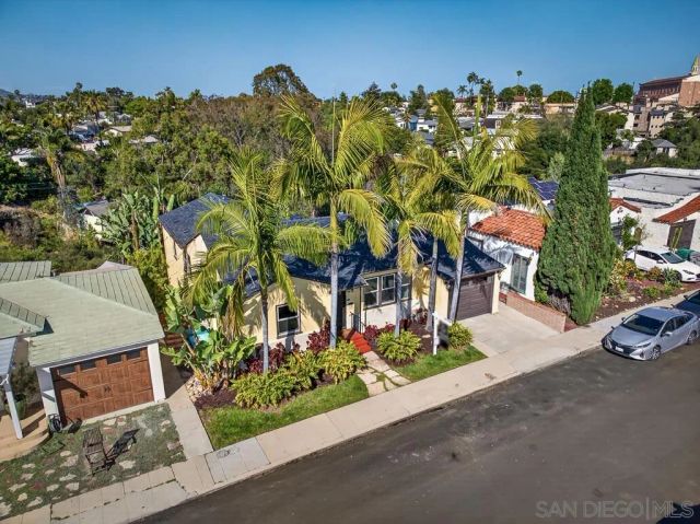 5438 Gilbert Dr A, San Diego, CA 92128
