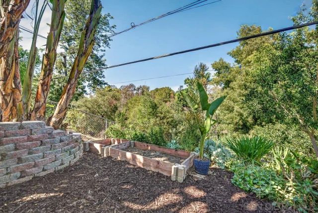 5438 Gilbert Dr A, San Diego, CA 92128