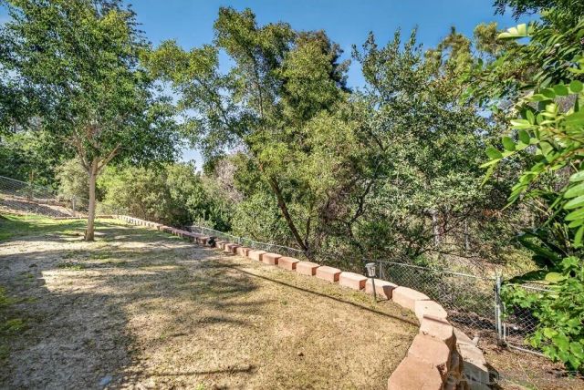 5438 Gilbert Dr A, San Diego, CA 92128