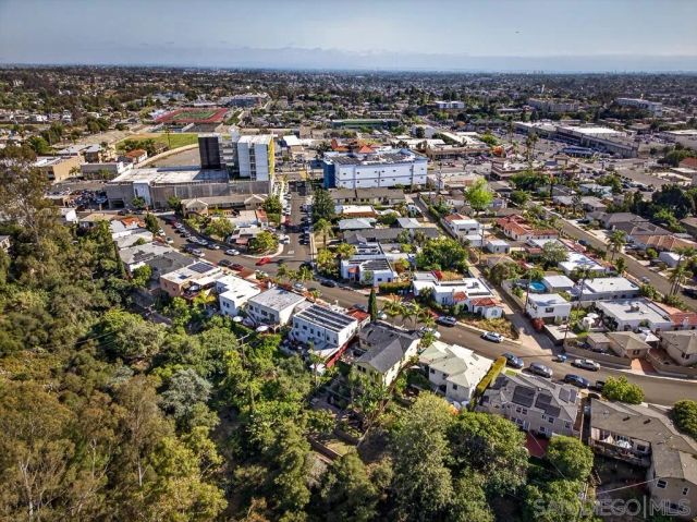 5438 Gilbert Dr A, San Diego, CA 92128