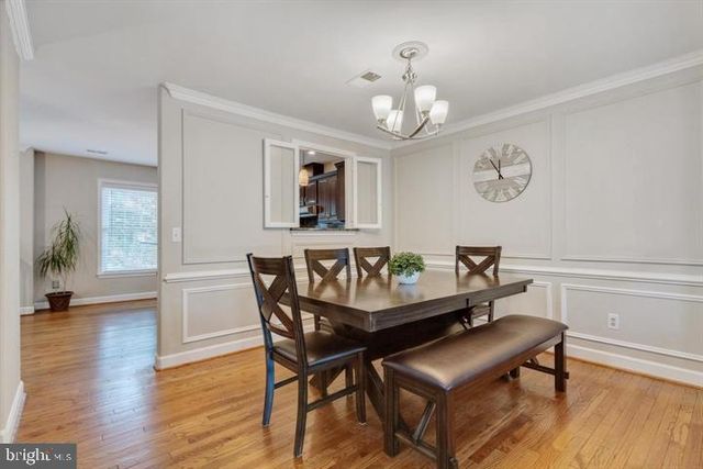 3956 VALLEY RIDGE DR, Fairfax, VA 22033