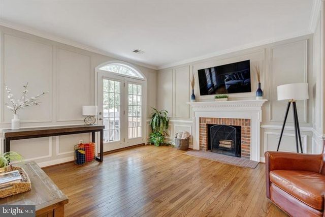 3956 VALLEY RIDGE DR, Fairfax, VA 22033
