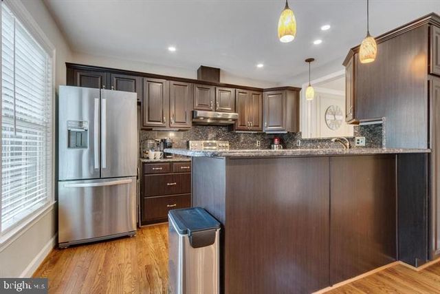3956 VALLEY RIDGE DR, Fairfax, VA 22033