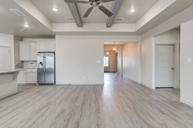 7614 62nd Street, Lubbock, TX 79407