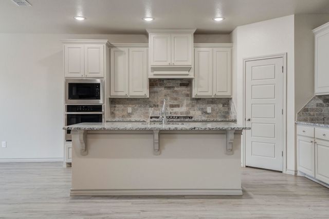 7614 62nd Street, Lubbock, TX 79407