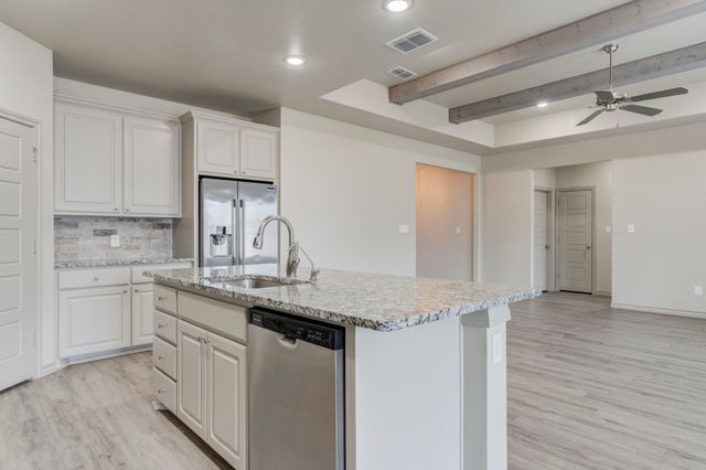 7614 62nd Street, Lubbock, TX 79407