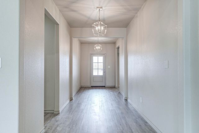 7614 62nd Street, Lubbock, TX 79407