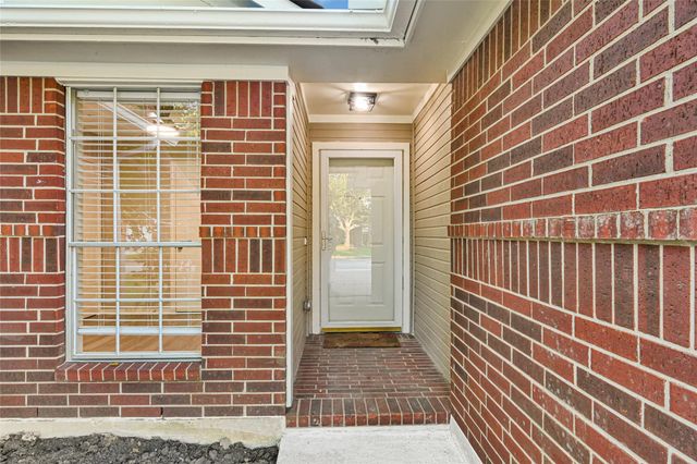 3019 Overland Trail, Dickinson, TX 77539