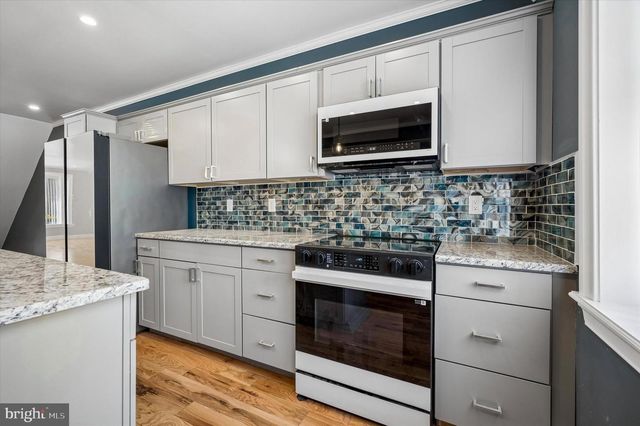 1811 ASHLEY ST, Philadelphia, PA 19126