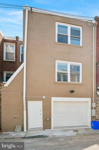 1811 ASHLEY ST, Philadelphia, PA 19126