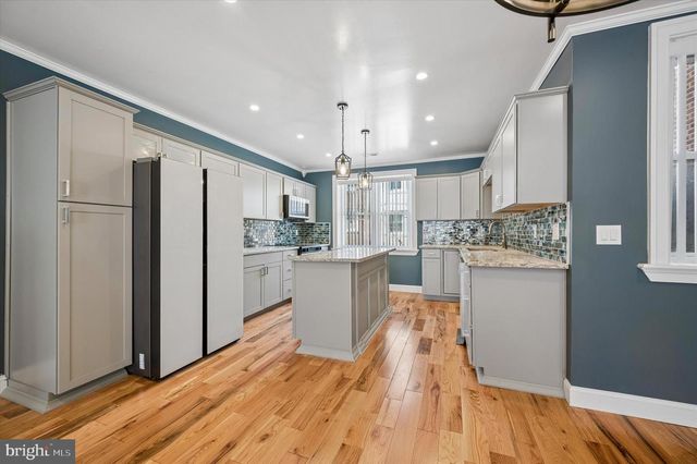 1811 ASHLEY ST, Philadelphia, PA 19126