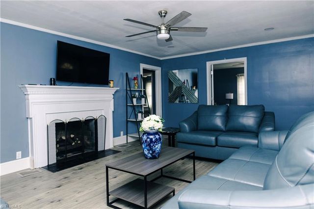 306 Oakview Road, High Point, NC 27265