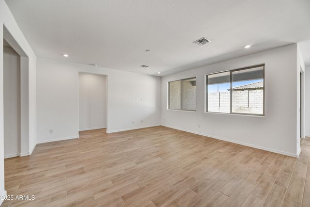 5814 N 193rd Avenue, Litchfield Park, AZ 85340