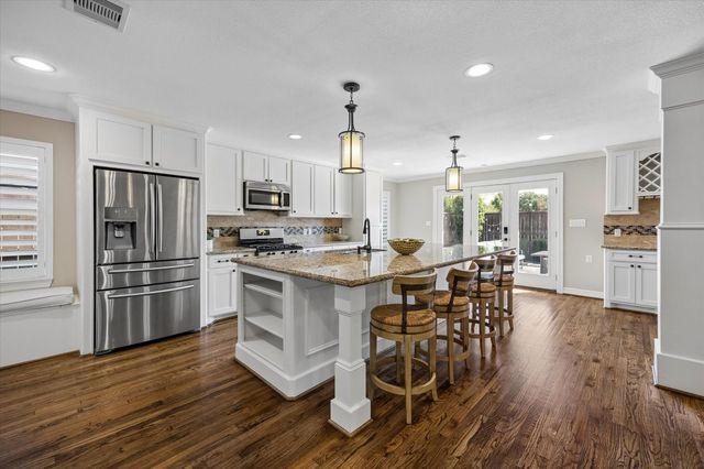 4843 Knickerbocker Street, Houston, TX 77035