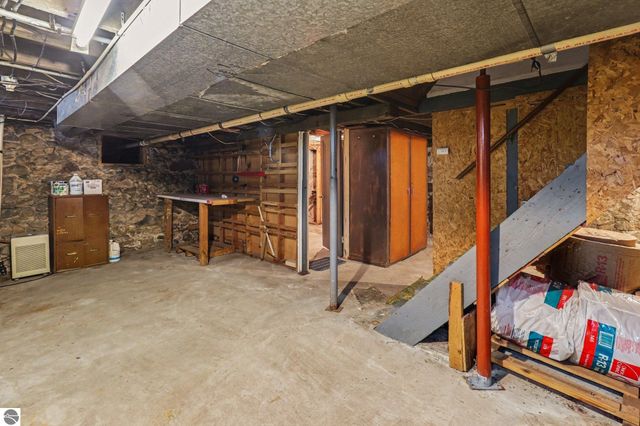 412 N Brownson Avenue, Kingsley, MI 49649